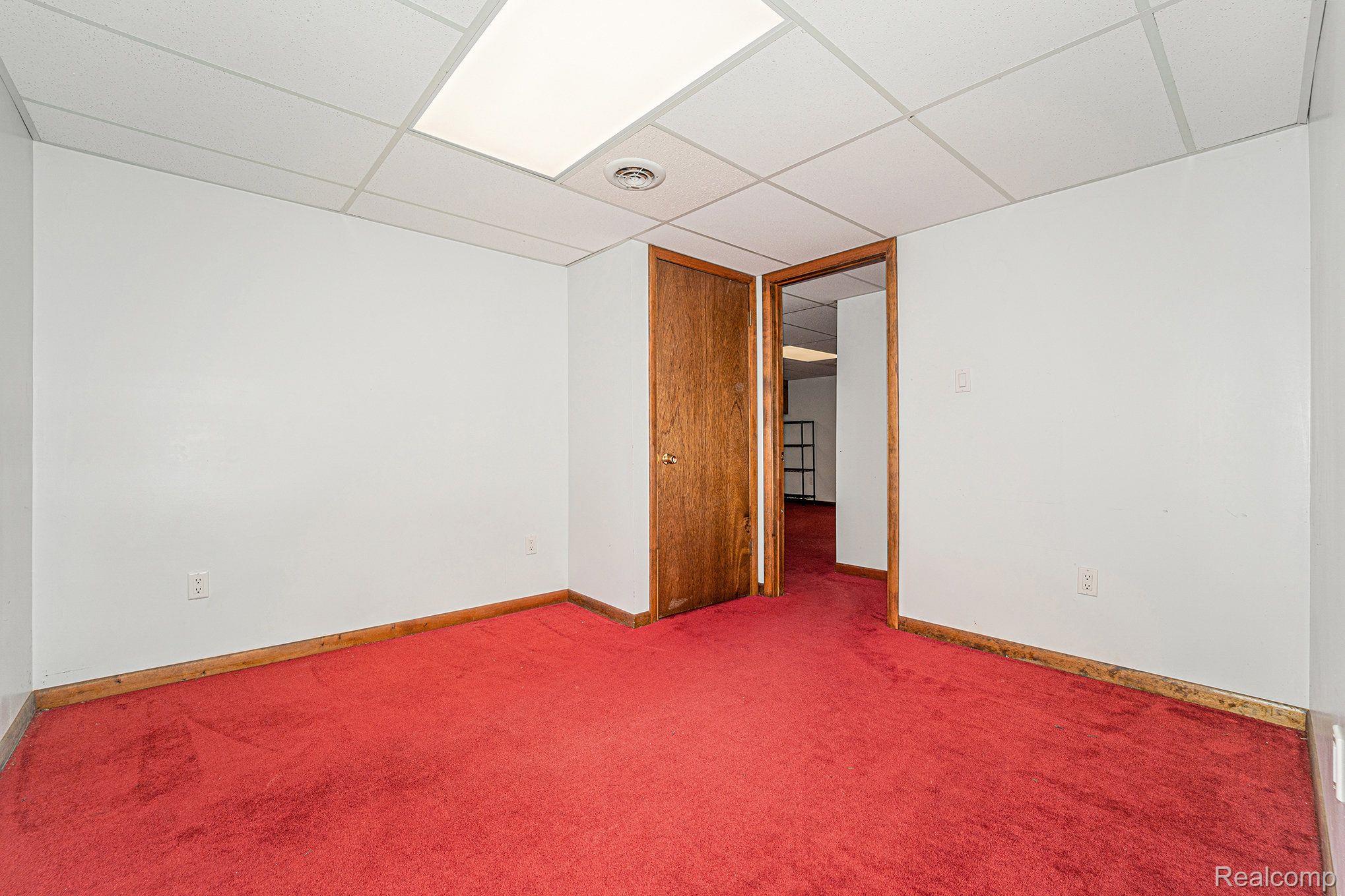 8165 Holcomb Road