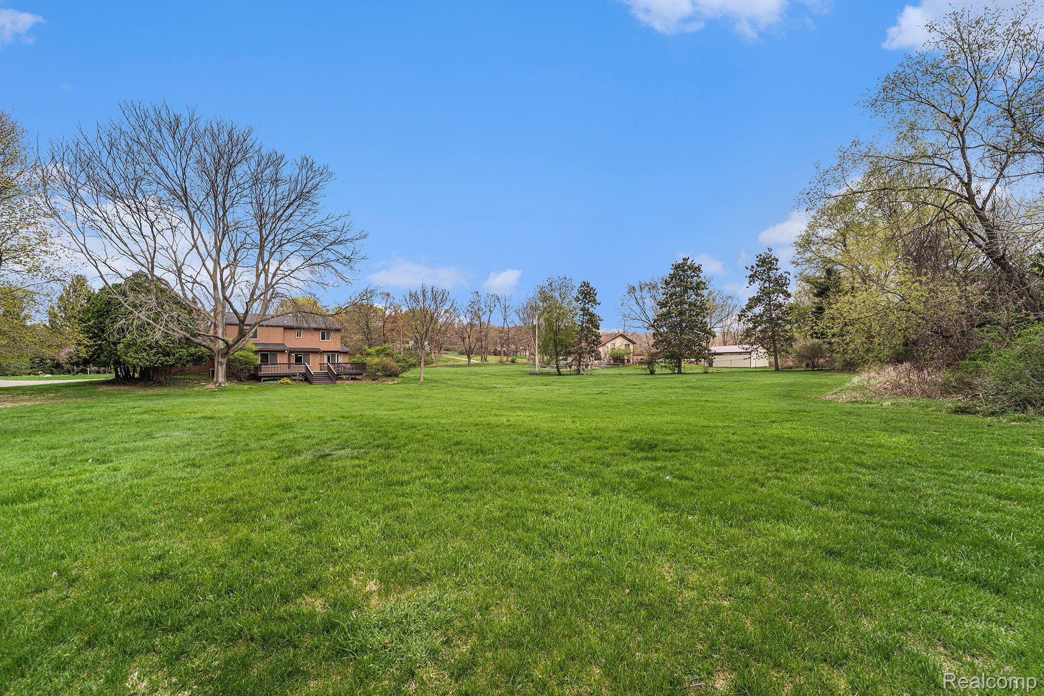 8165 Holcomb Road