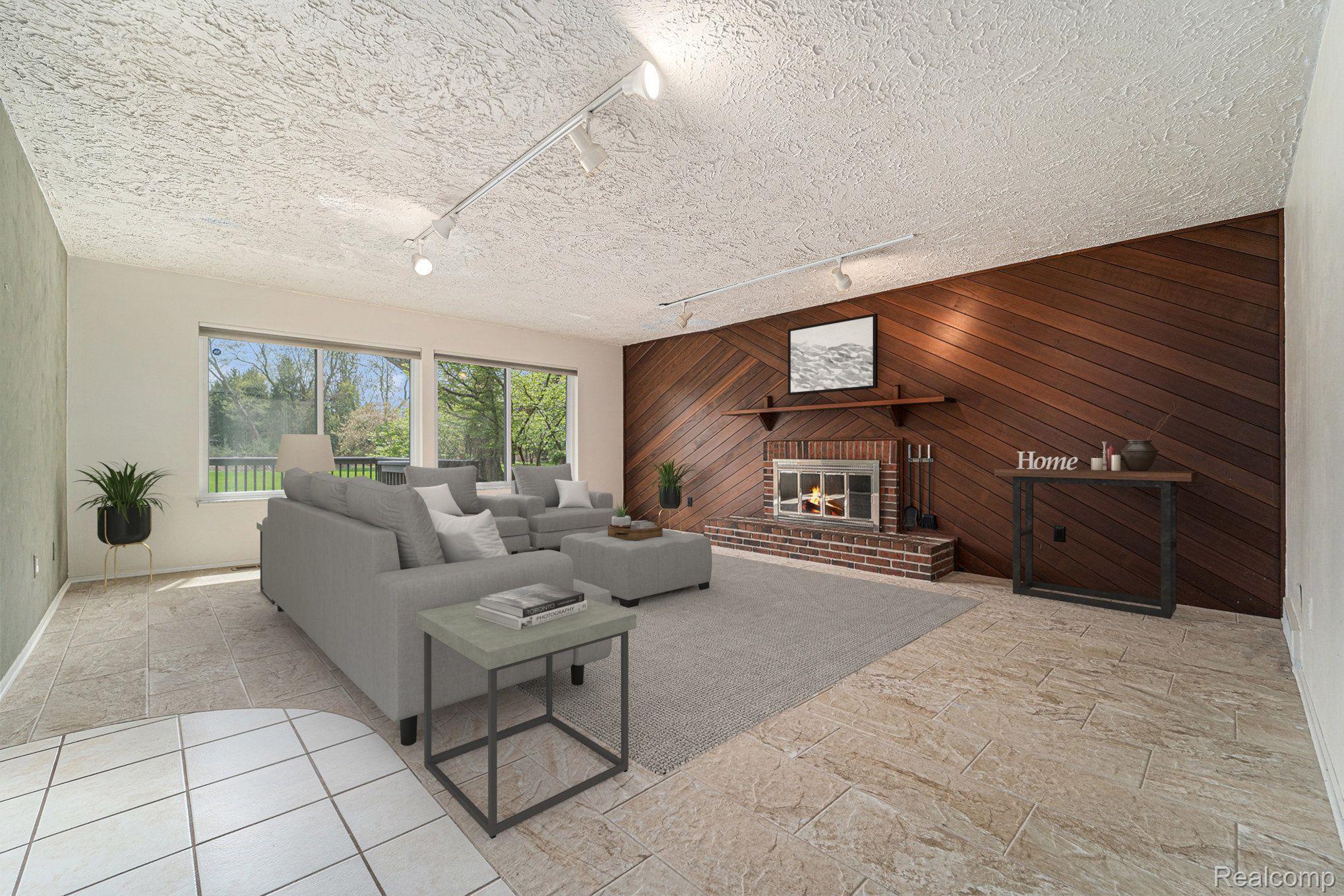 8165 Holcomb Road