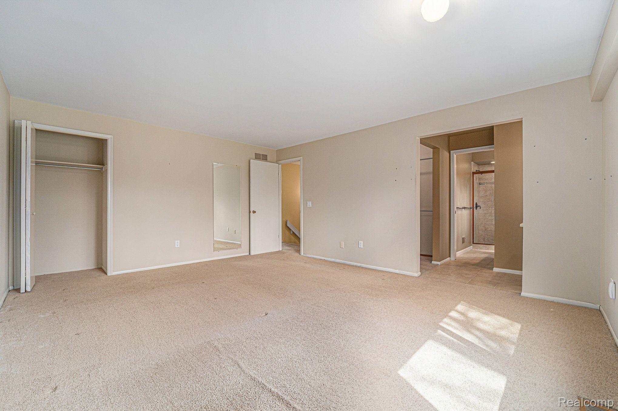 8165 Holcomb Road
