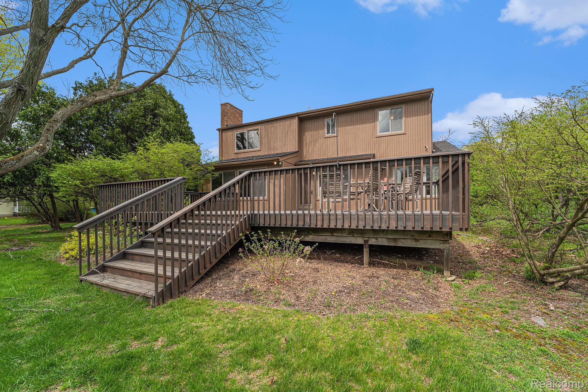 8165 Holcomb Road