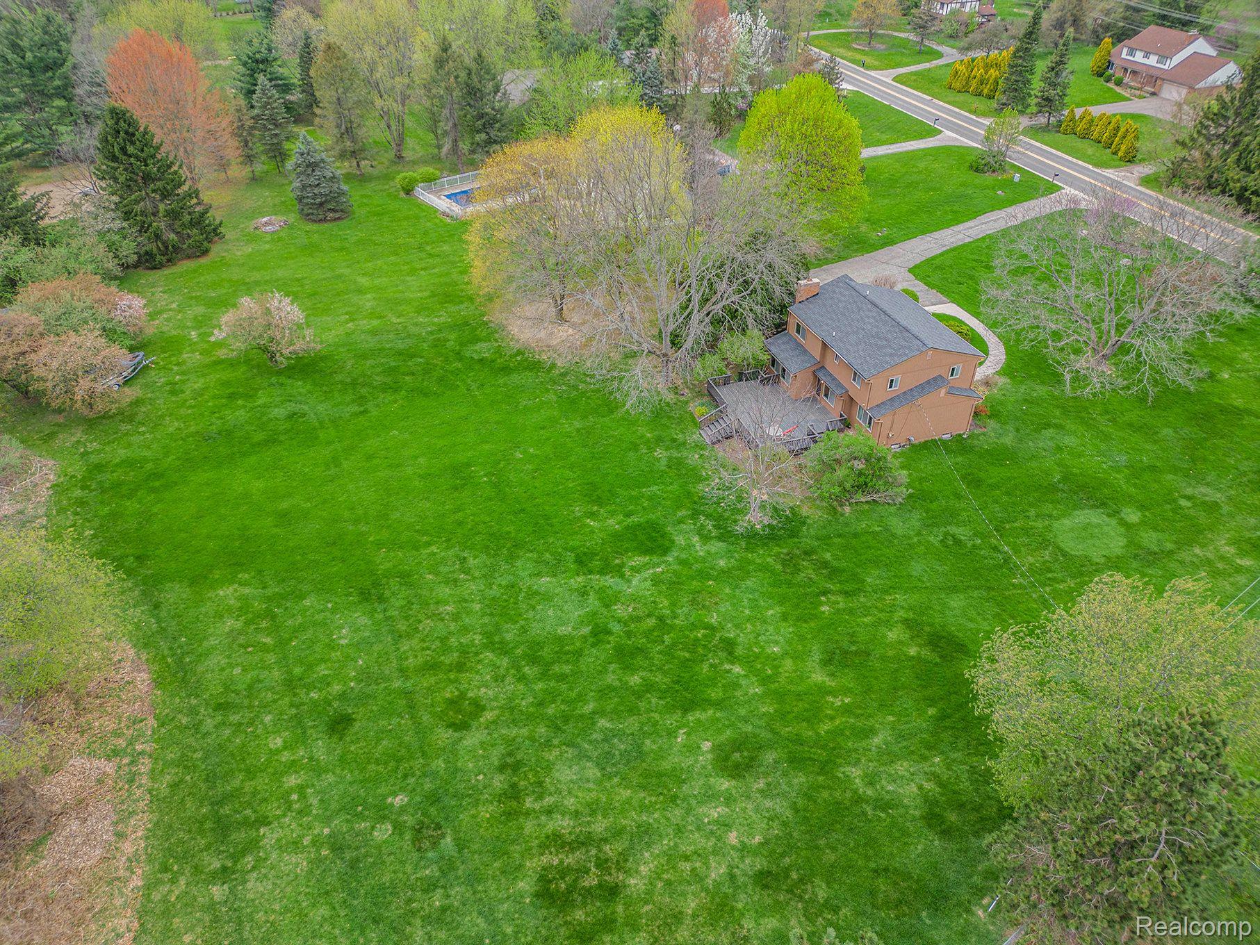 8165 Holcomb Road