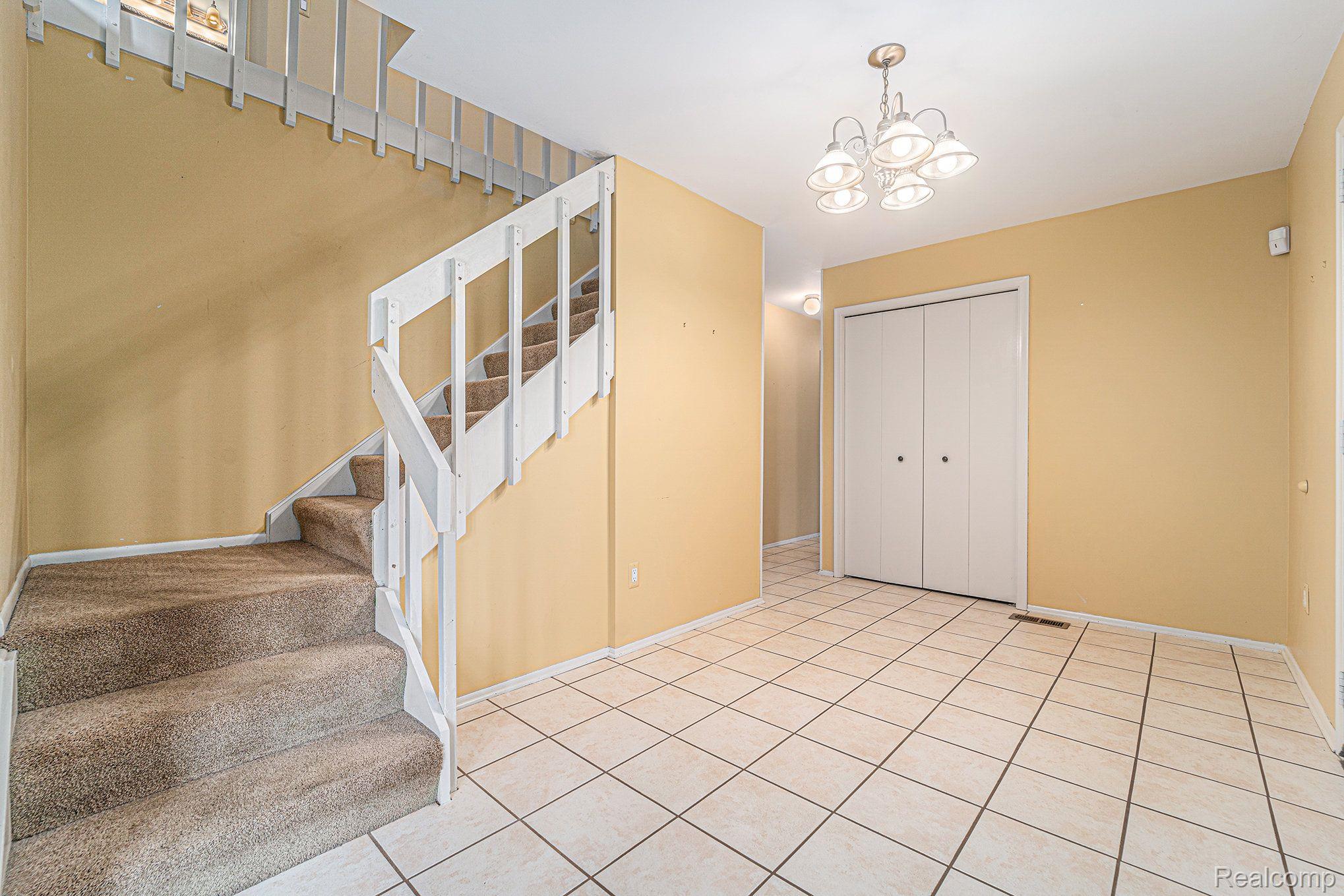 8165 Holcomb Road