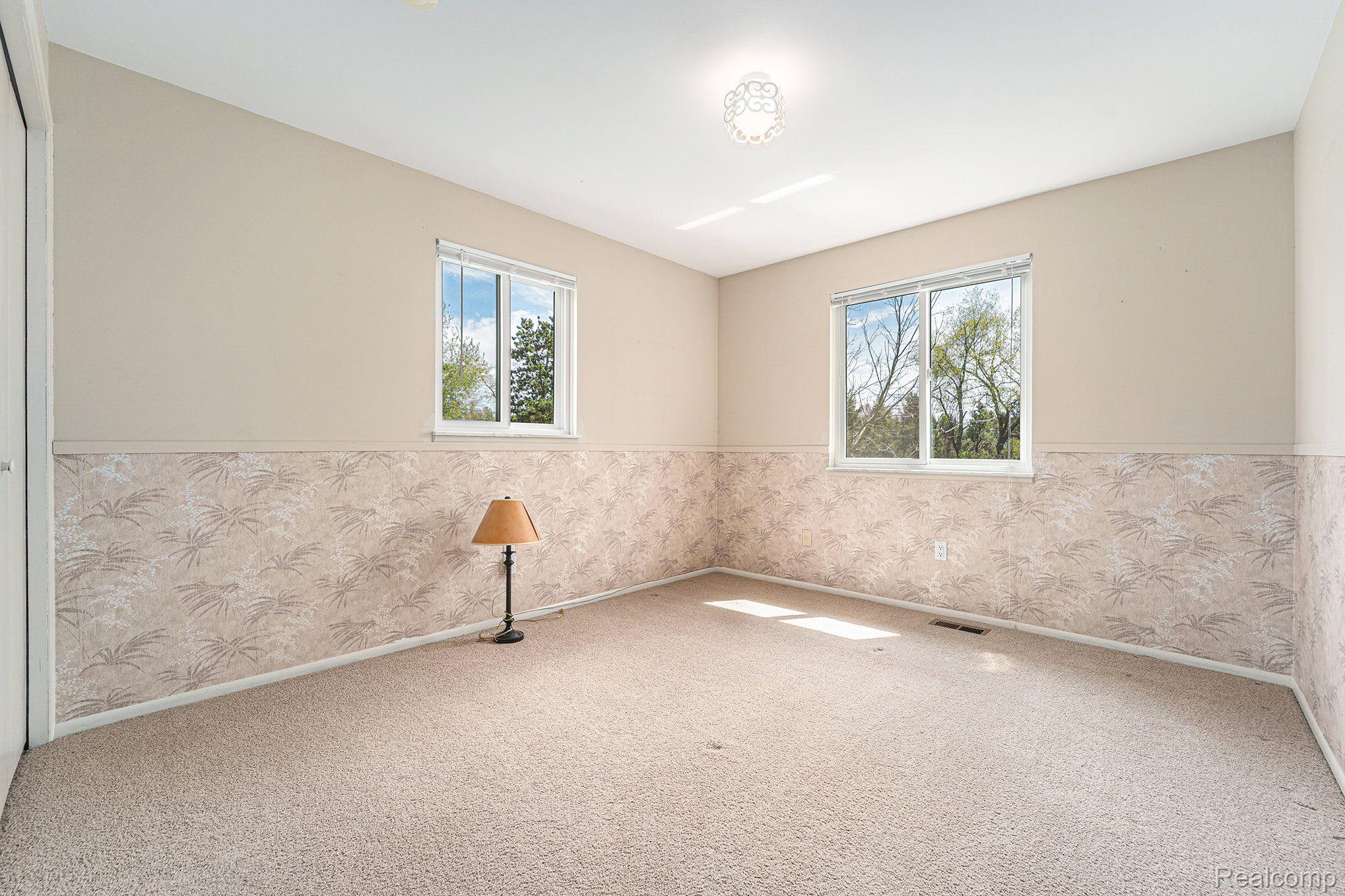 8165 Holcomb Road