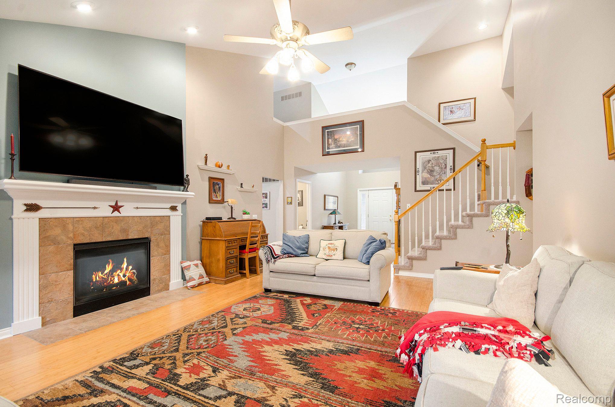 10213 Wellington Drive
