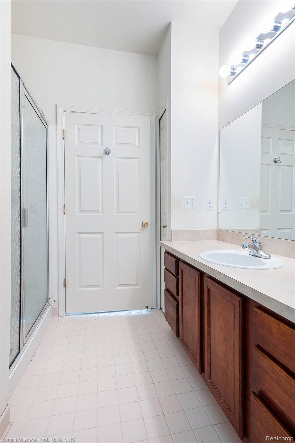 43450 Pendleton Circle