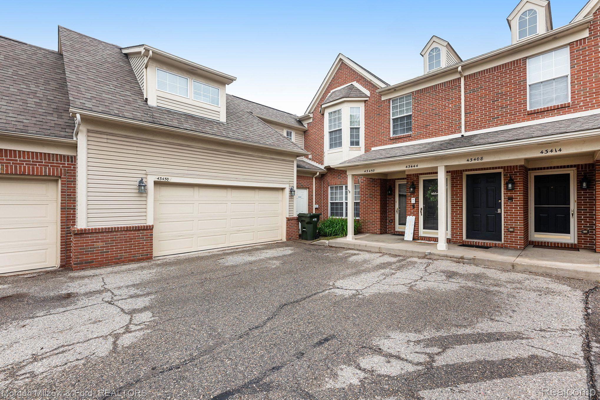 43450 Pendleton Circle