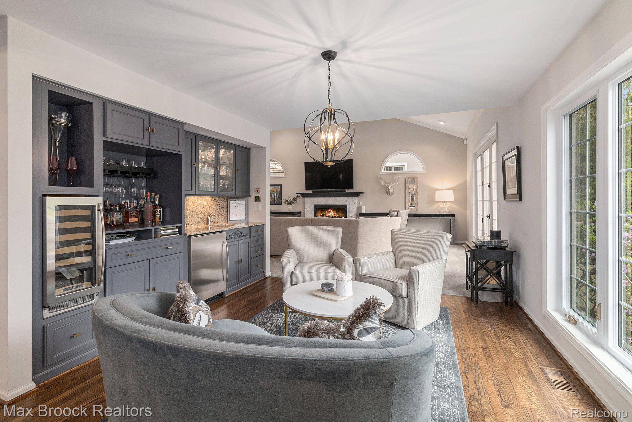 5406 BRISTOL PARKE Drive