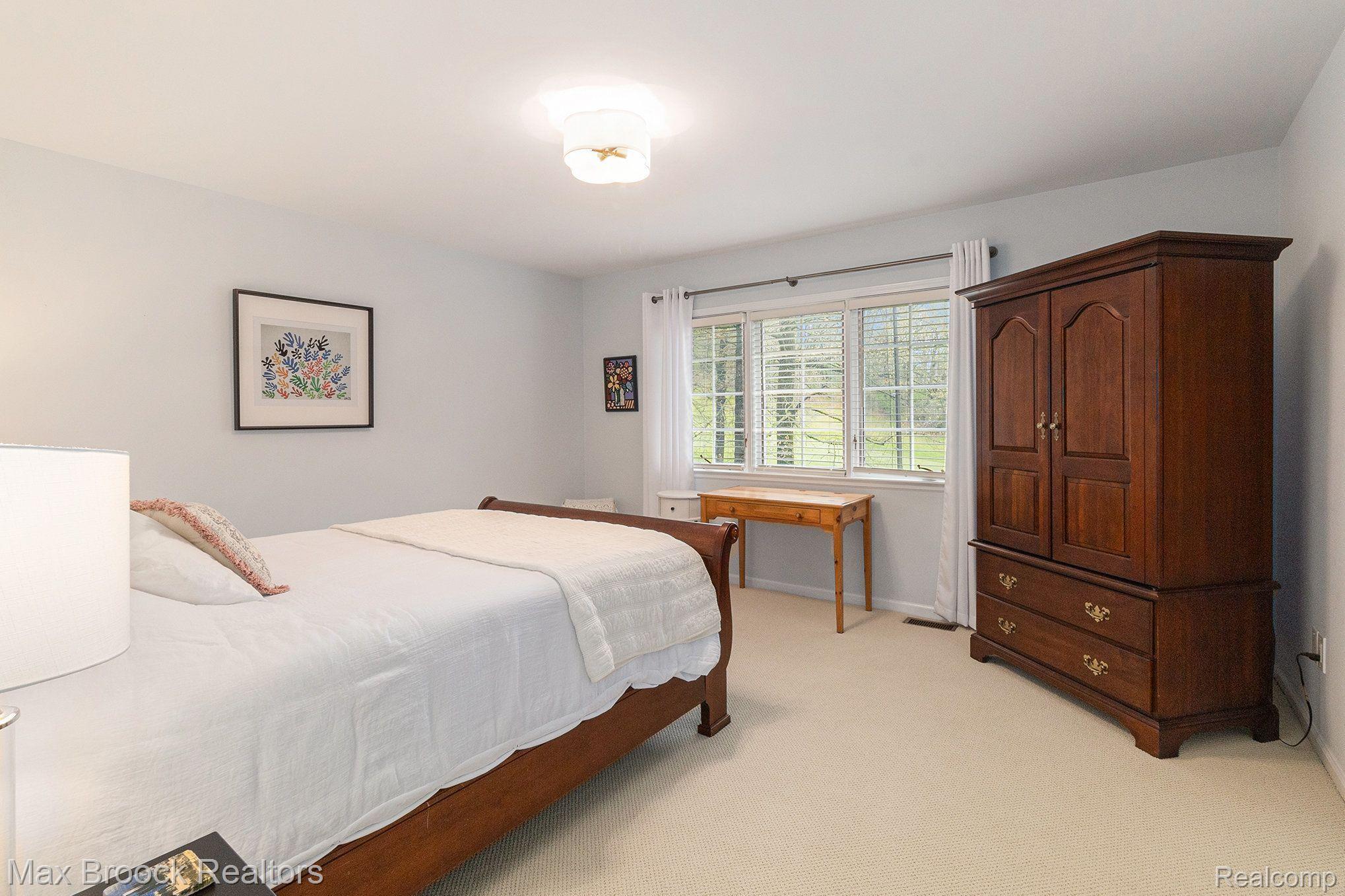 5406 BRISTOL PARKE Drive