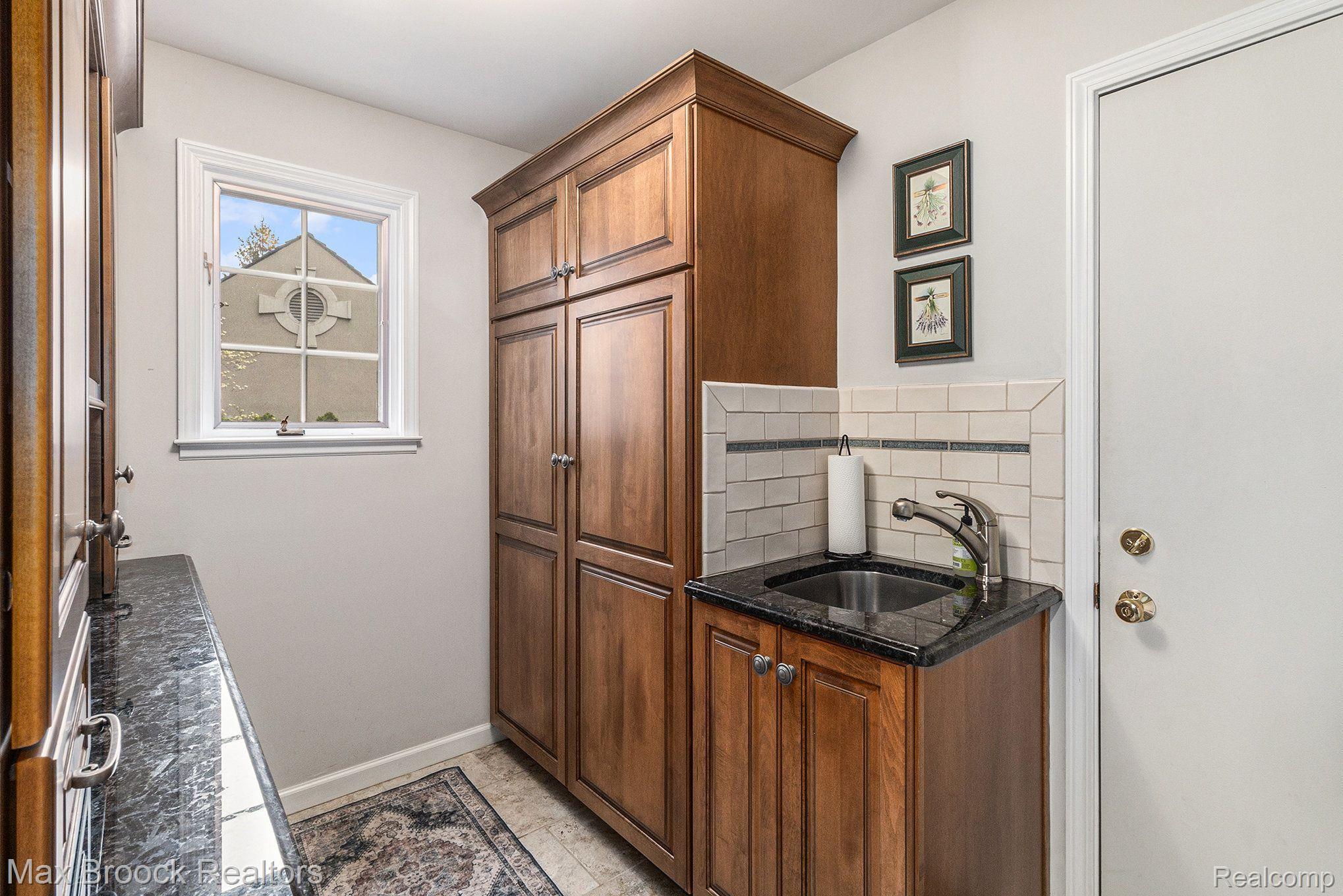 5406 BRISTOL PARKE Drive