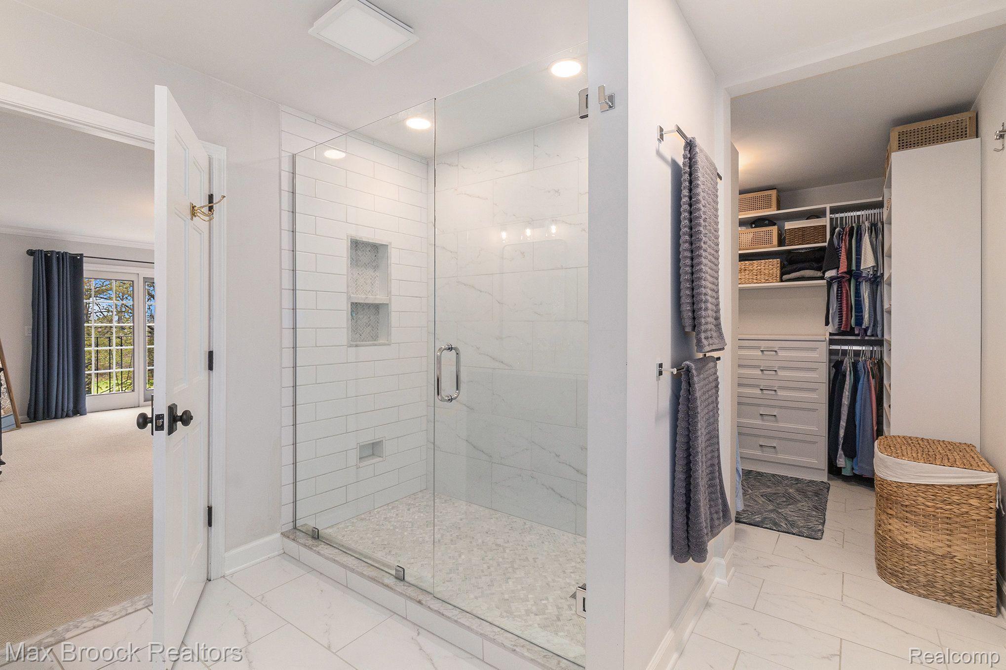 5406 BRISTOL PARKE Drive