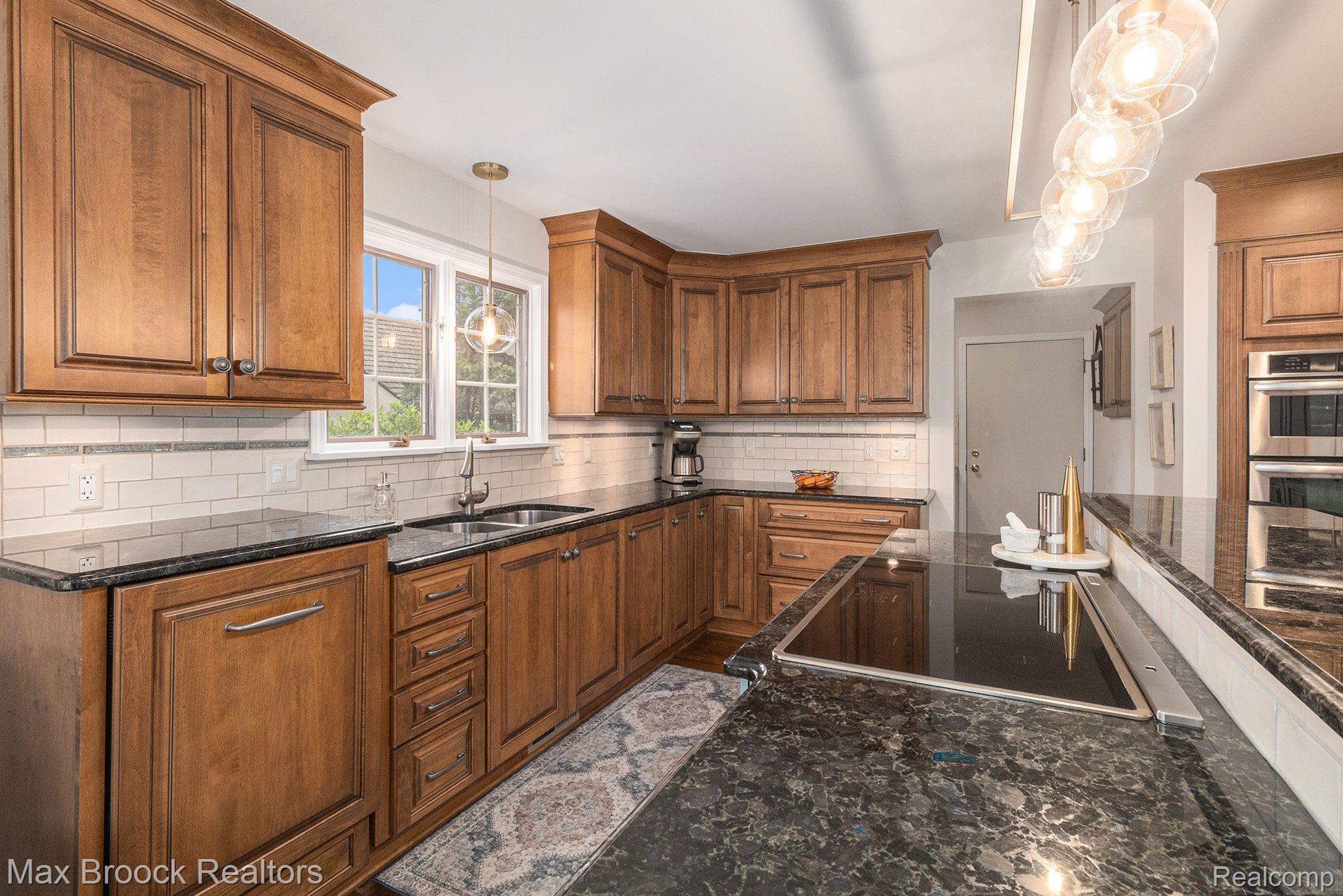 5406 BRISTOL PARKE Drive