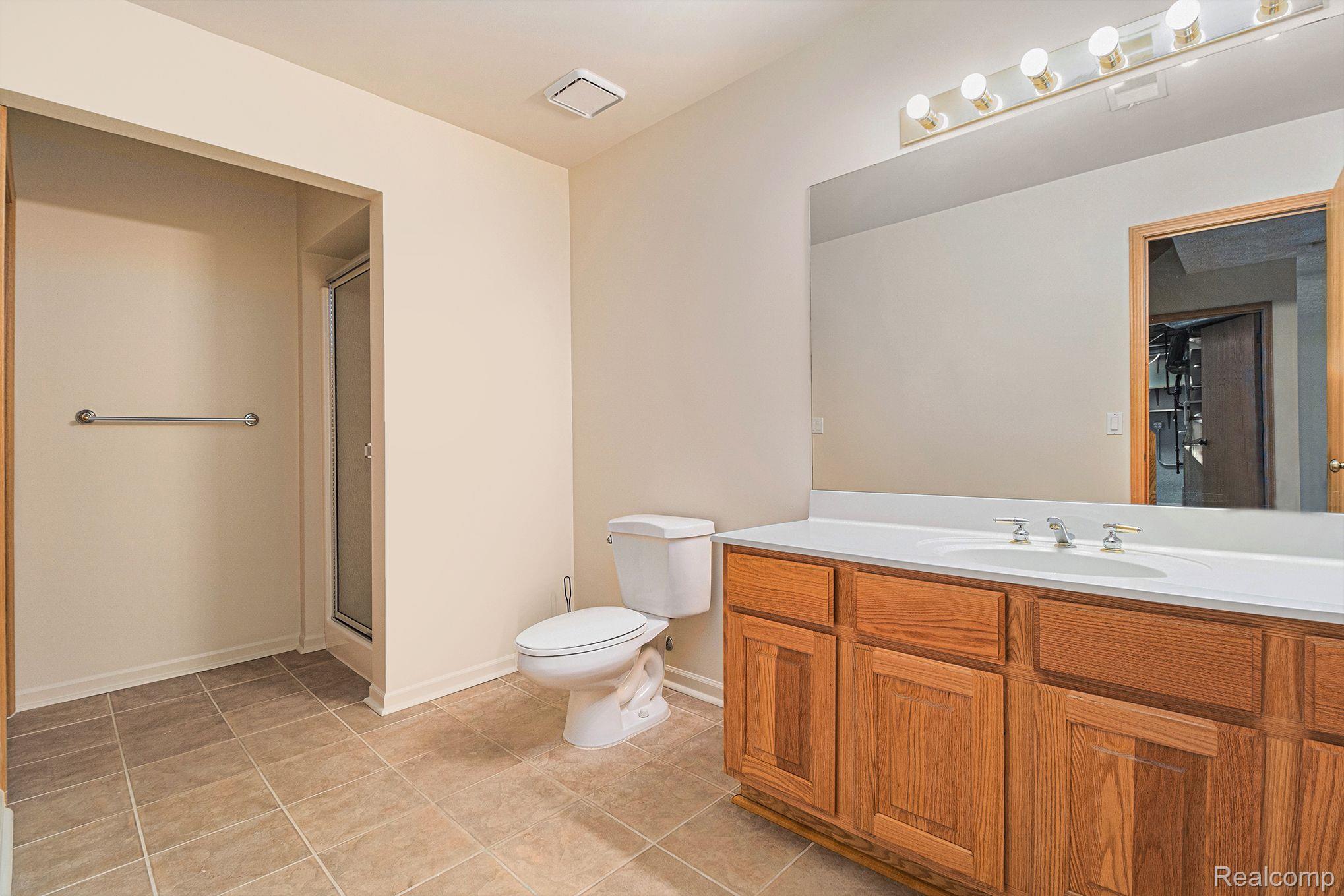4946 Scenic Pines Court