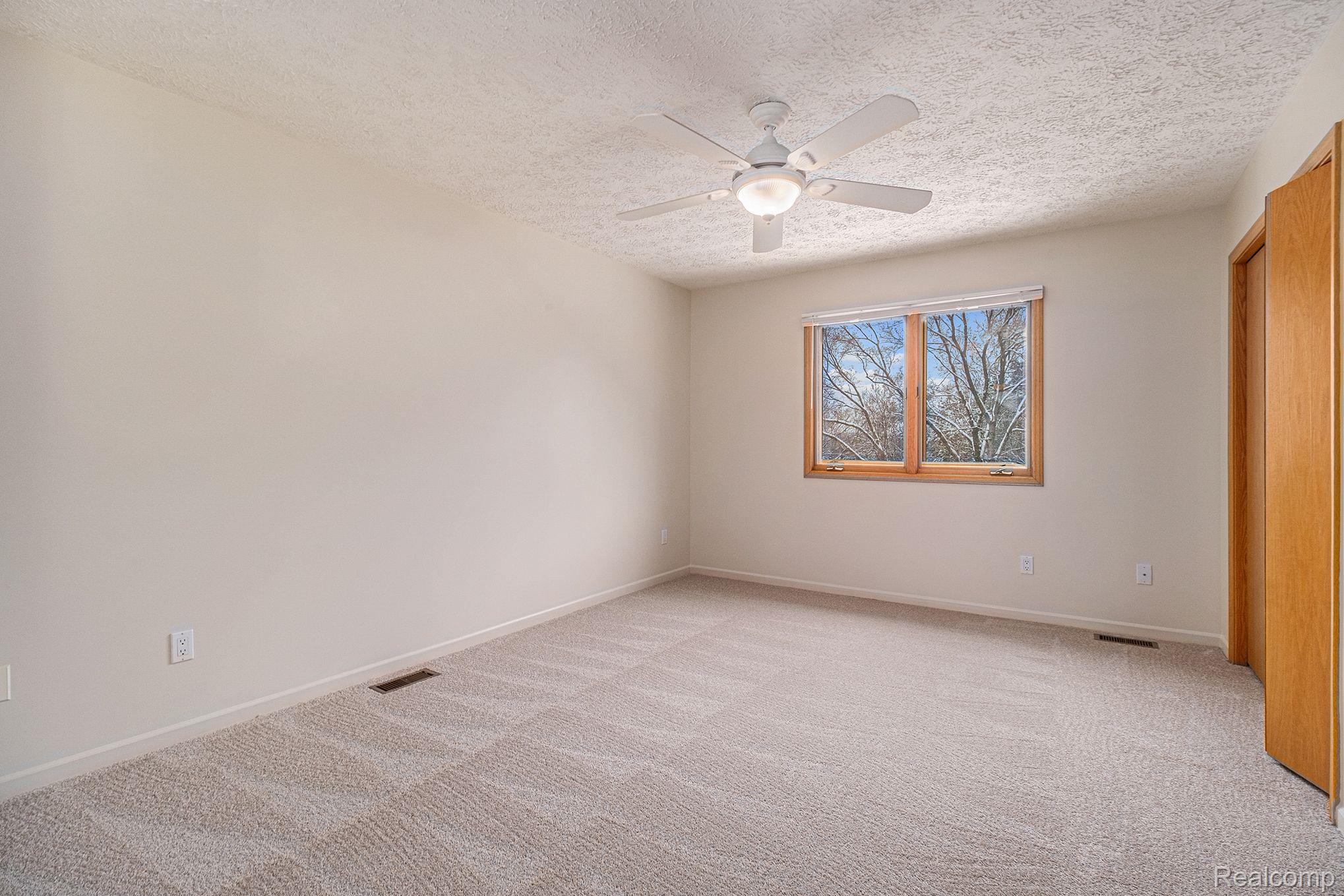 4946 Scenic Pines Court
