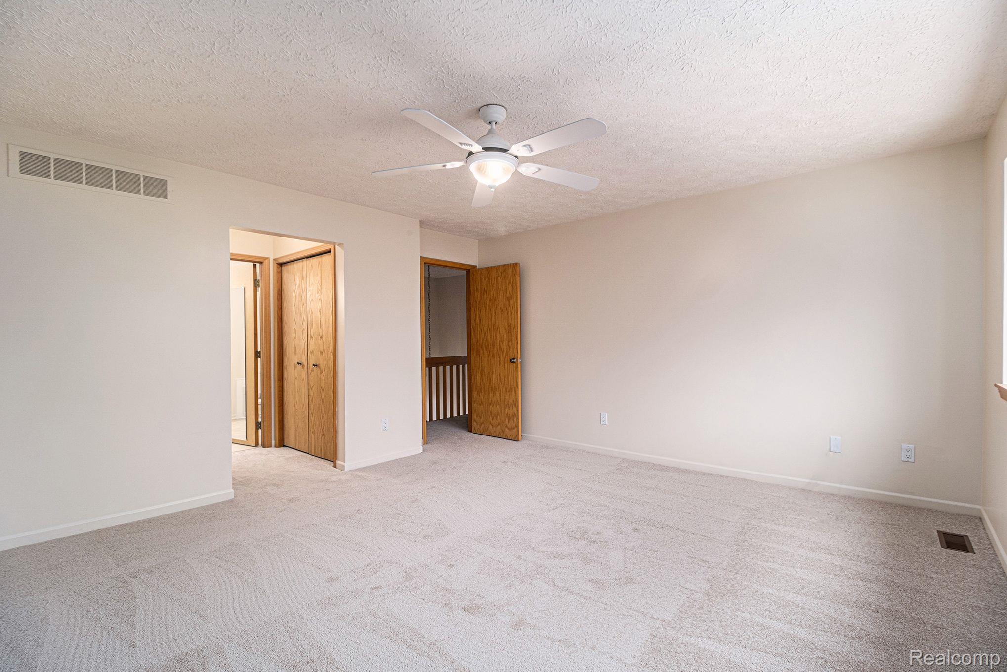 4946 Scenic Pines Court