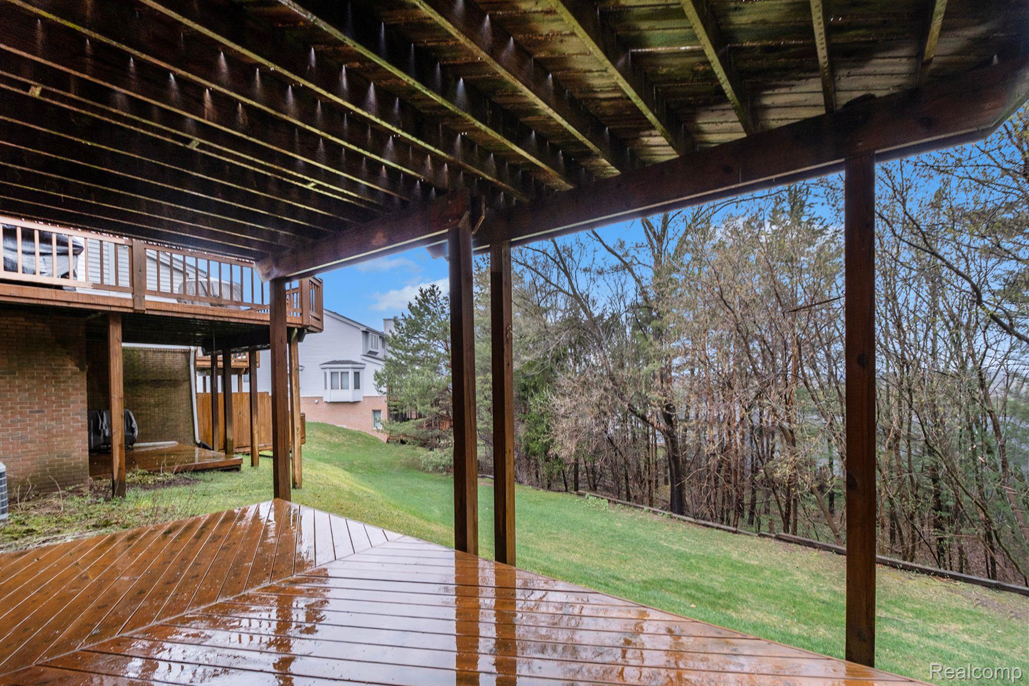 4946 Scenic Pines Court