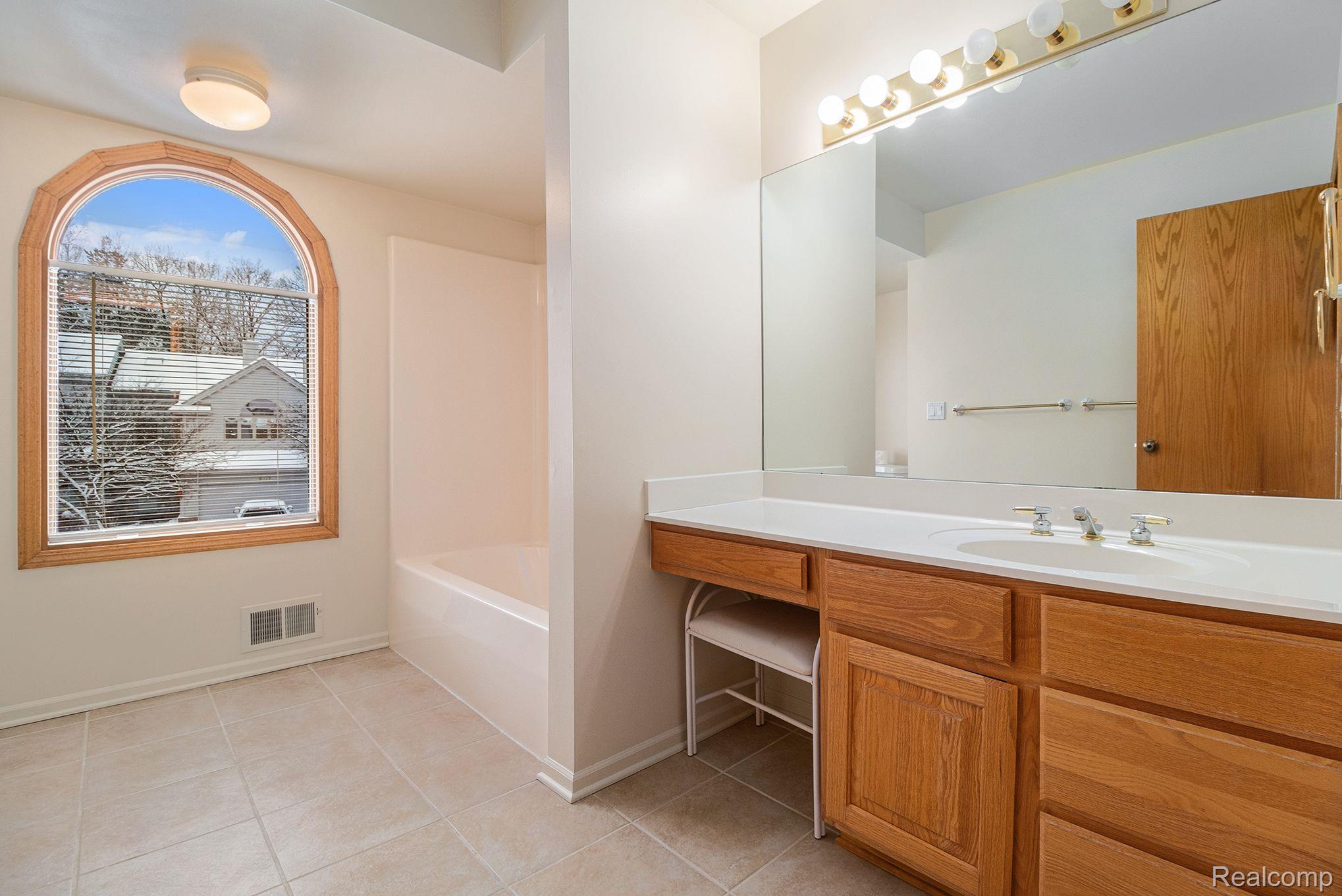 4946 Scenic Pines Court