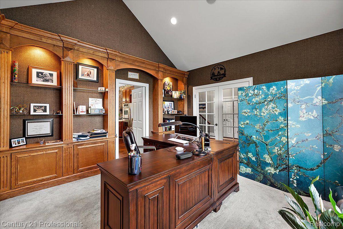 4735 OAKHURST RIDGE Road