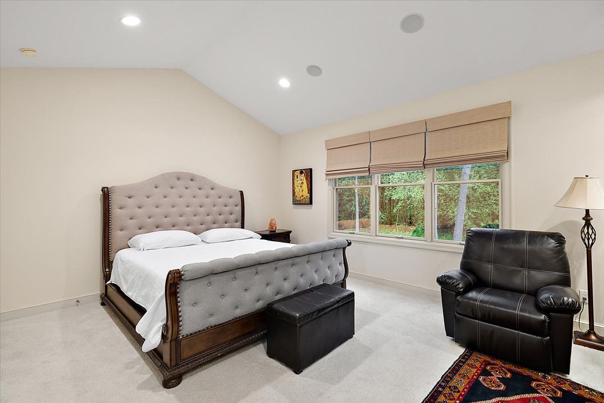 4735 OAKHURST RIDGE Road