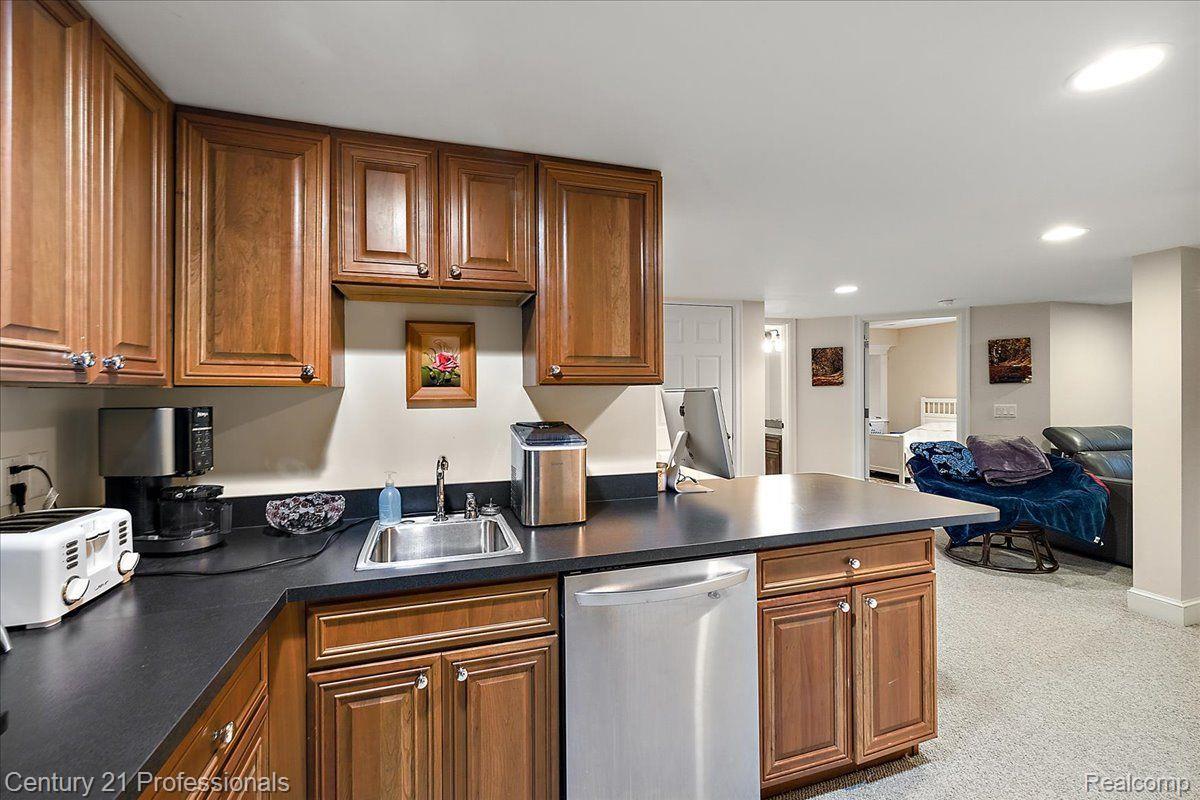 4735 OAKHURST RIDGE Road