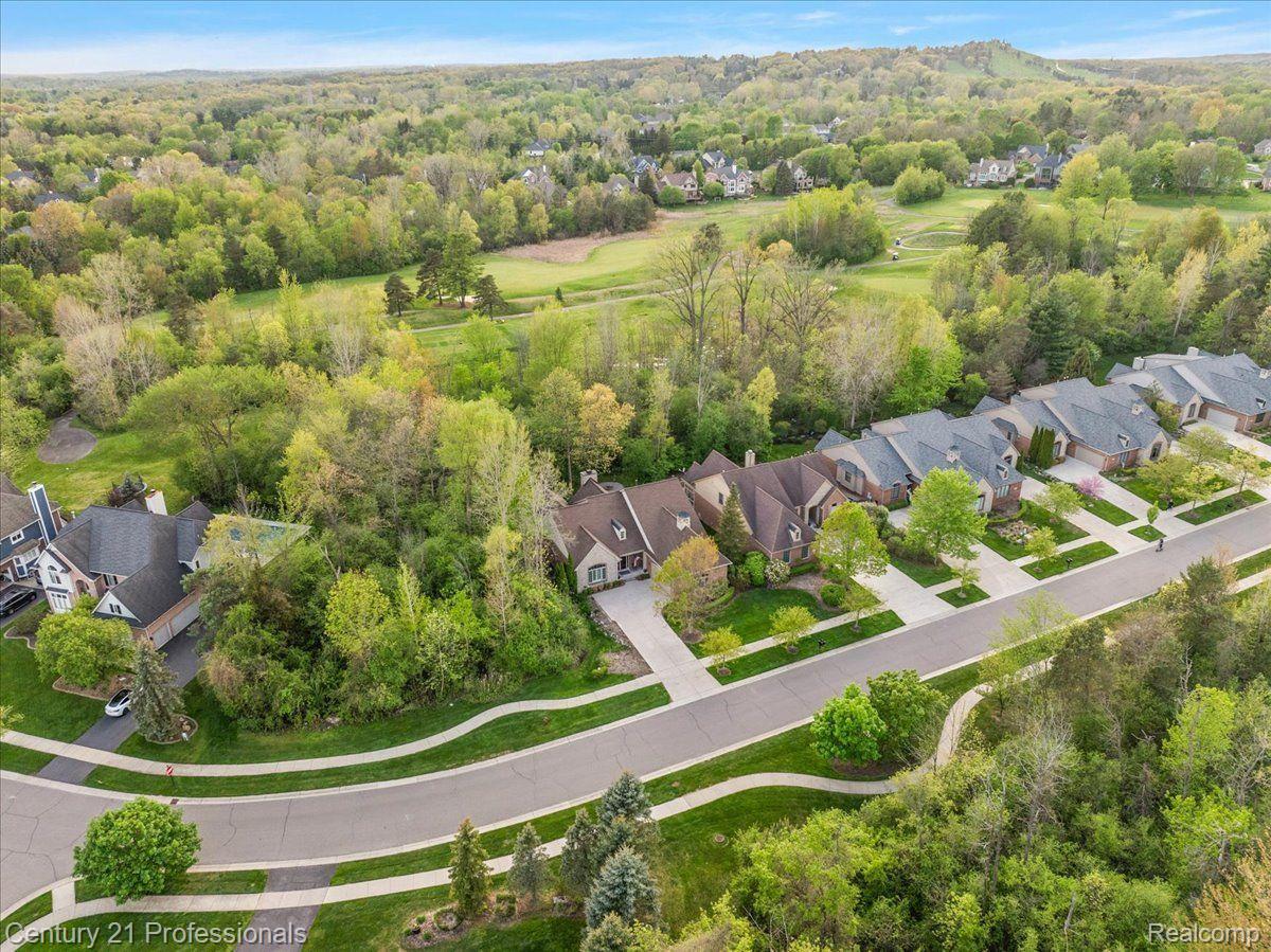 4735 OAKHURST RIDGE Road