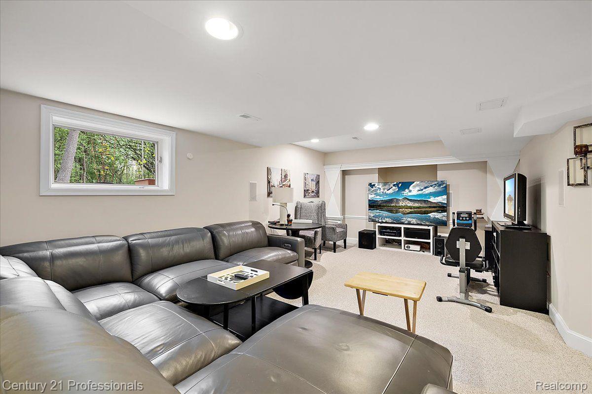 4735 OAKHURST RIDGE Road