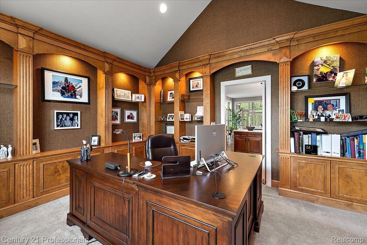 4735 OAKHURST RIDGE Road