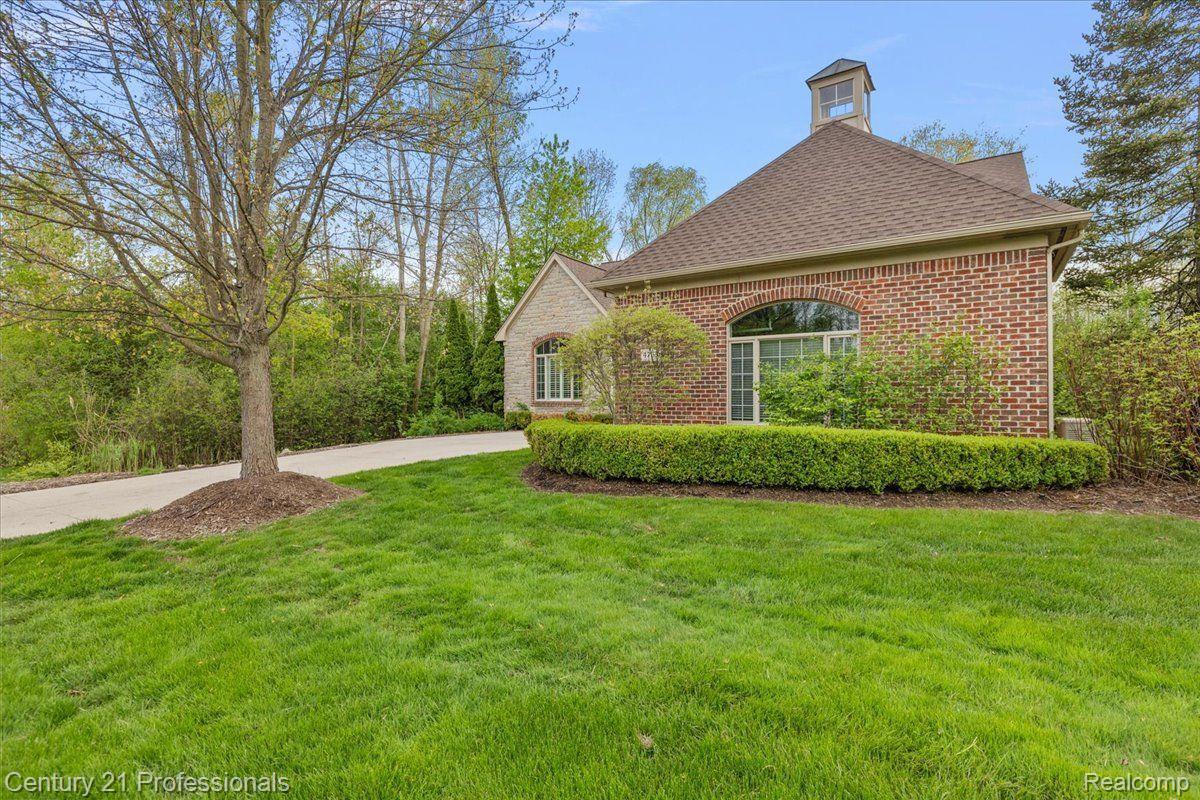 4735 OAKHURST RIDGE Road