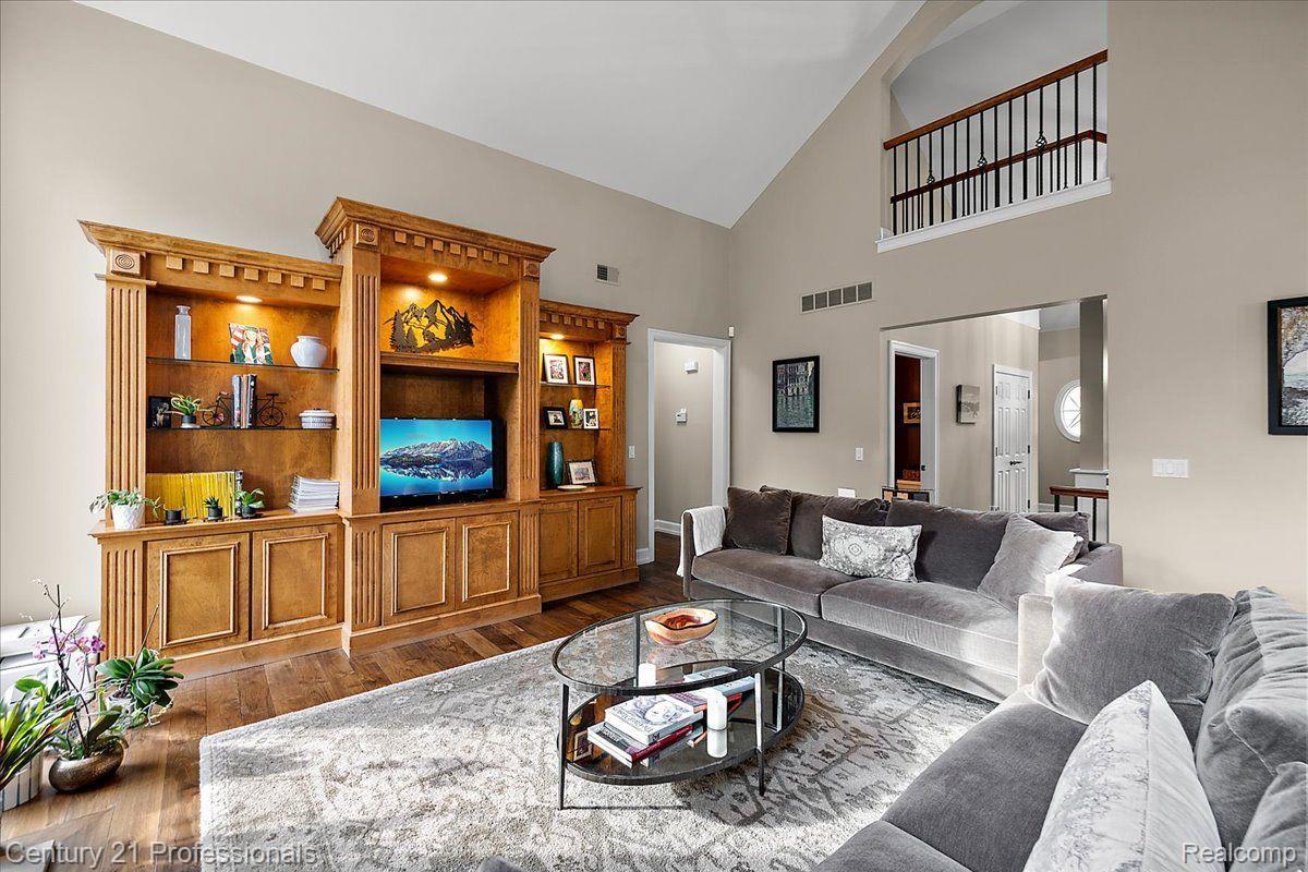 4735 OAKHURST RIDGE Road