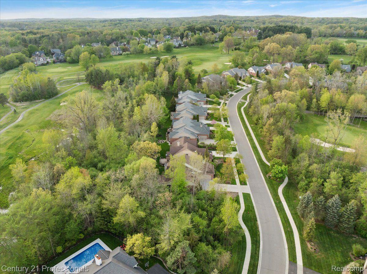 4735 OAKHURST RIDGE Road