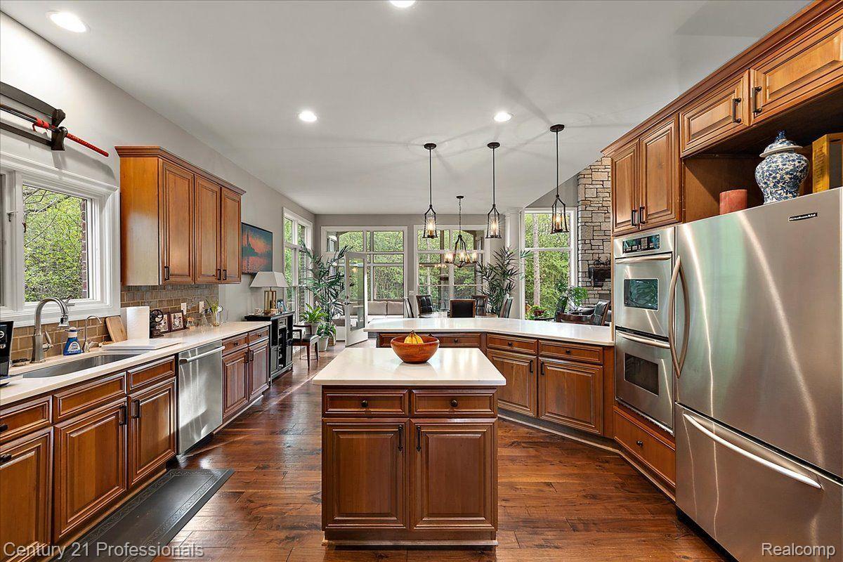 4735 OAKHURST RIDGE Road