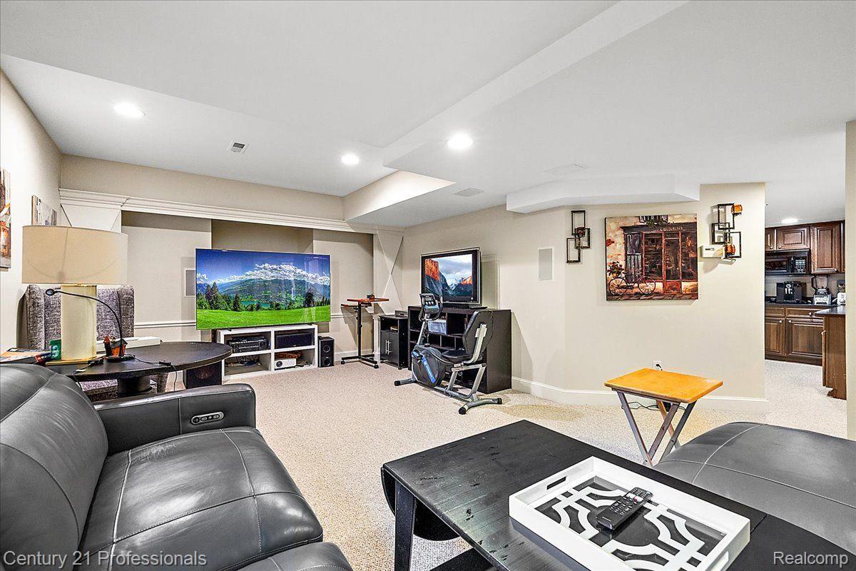 4735 OAKHURST RIDGE Road