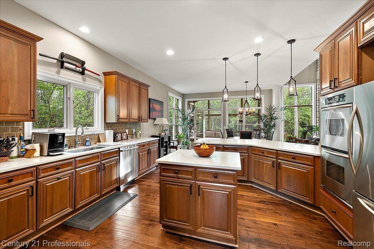 4735 OAKHURST RIDGE Road