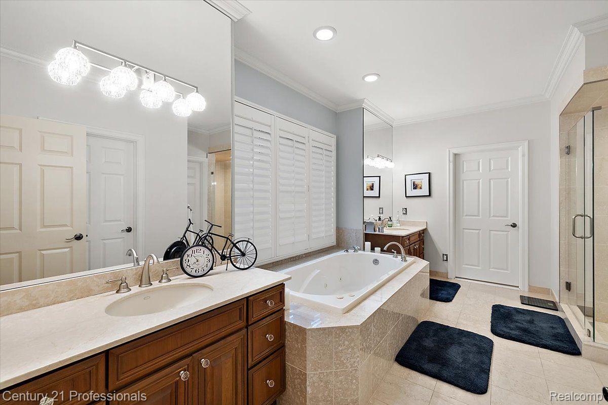 4735 OAKHURST RIDGE Road