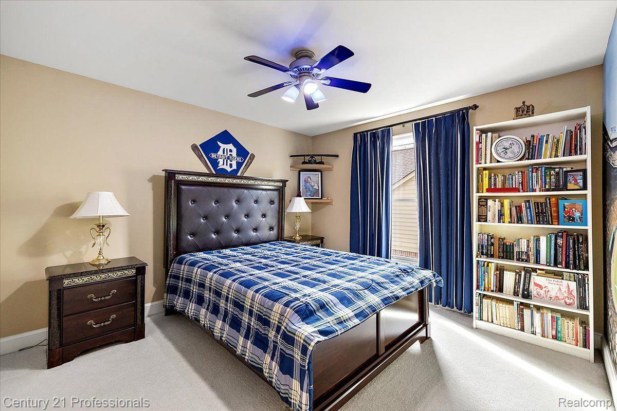 4735 OAKHURST RIDGE Road