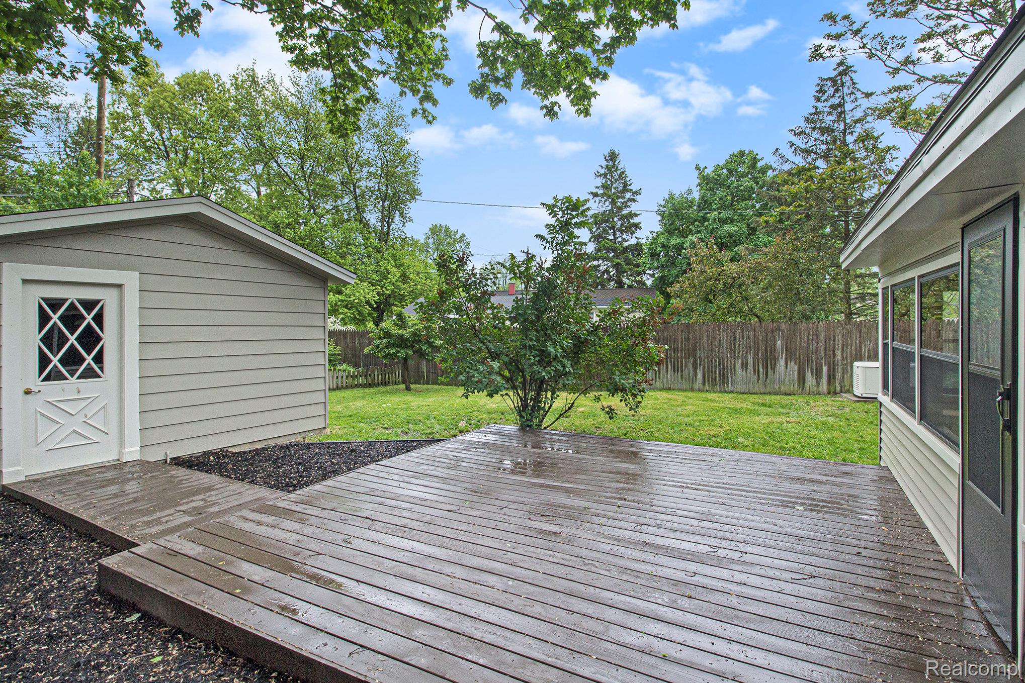 9175 Maplewood Drive