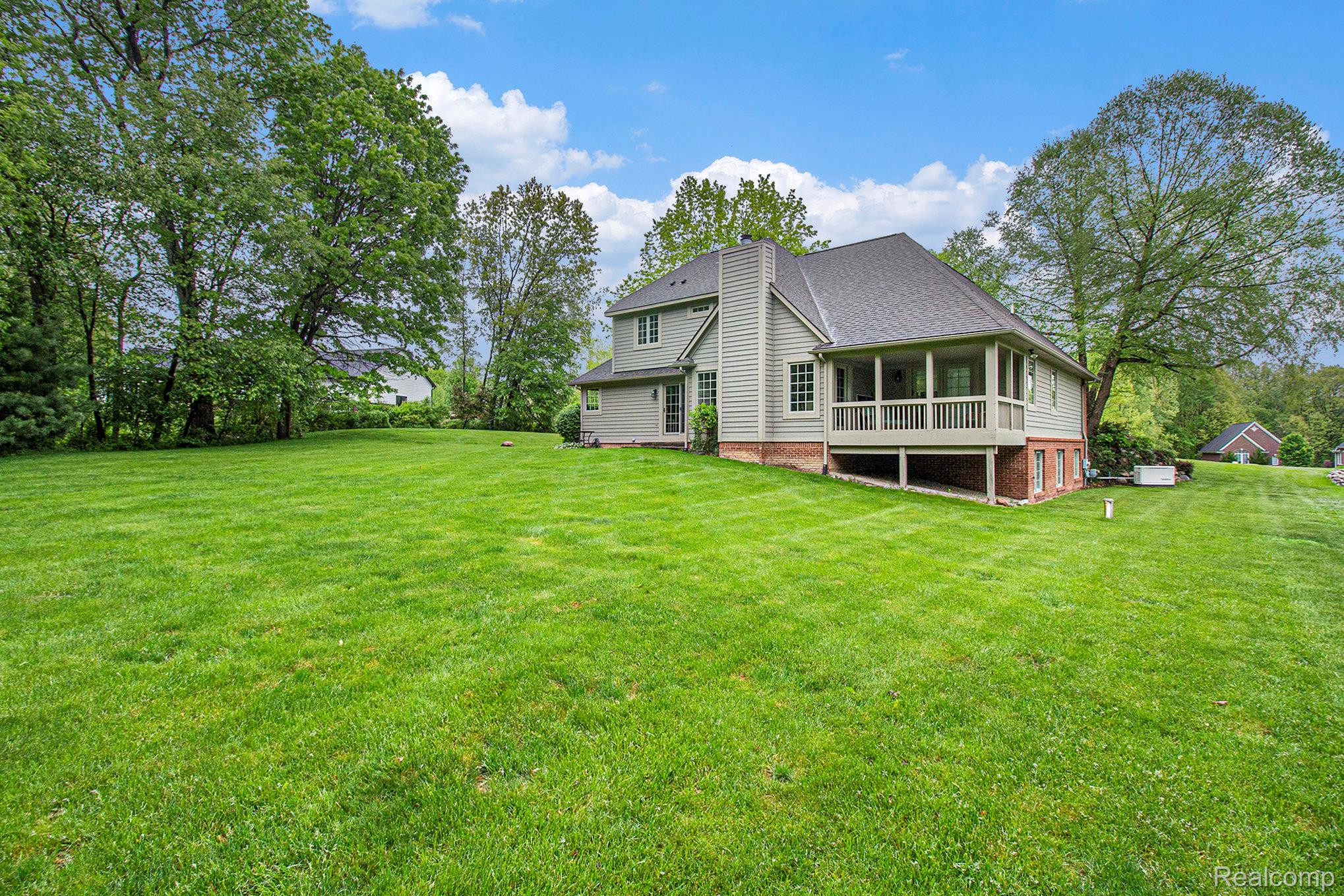 10355 Deer Ridge Trail