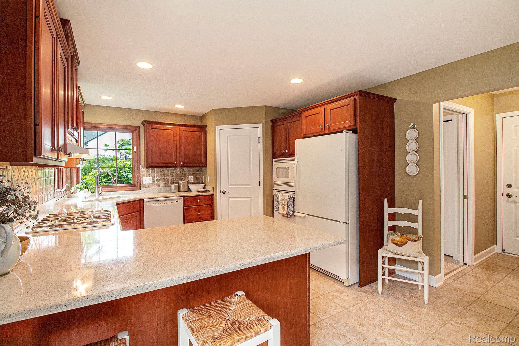 10355 Deer Ridge Trail