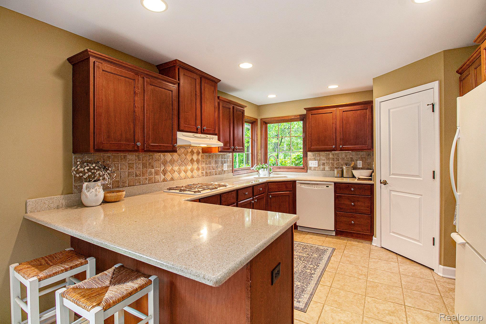 10355 Deer Ridge Trail