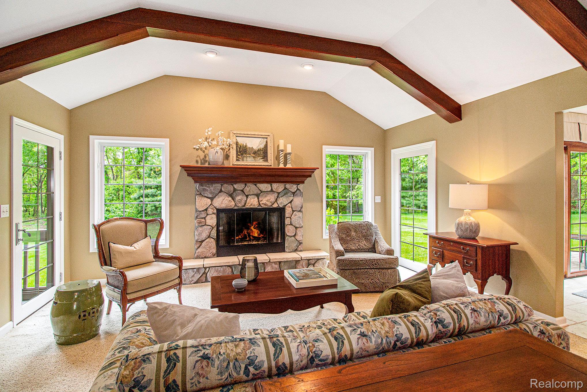 10355 Deer Ridge Trail
