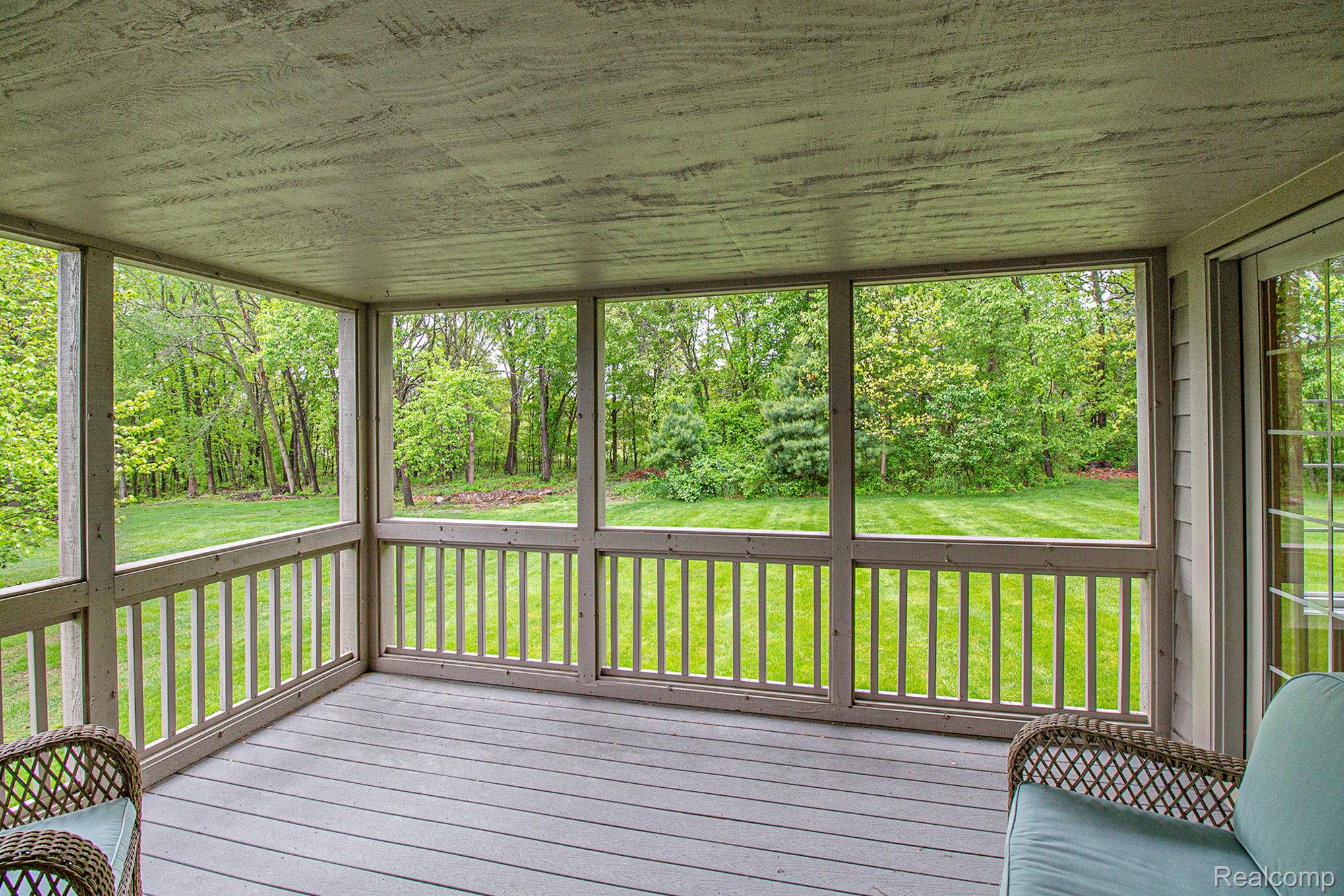 10355 Deer Ridge Trail