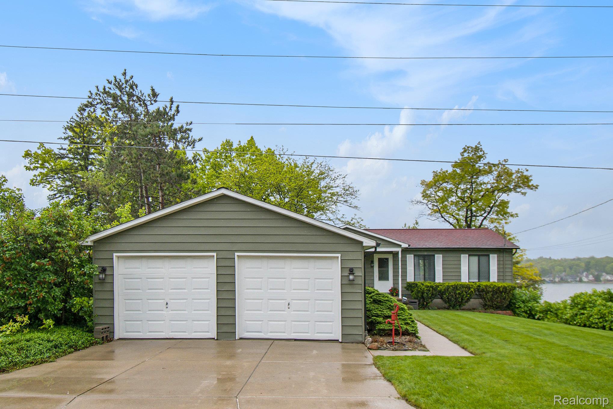 4521 Harp Drive