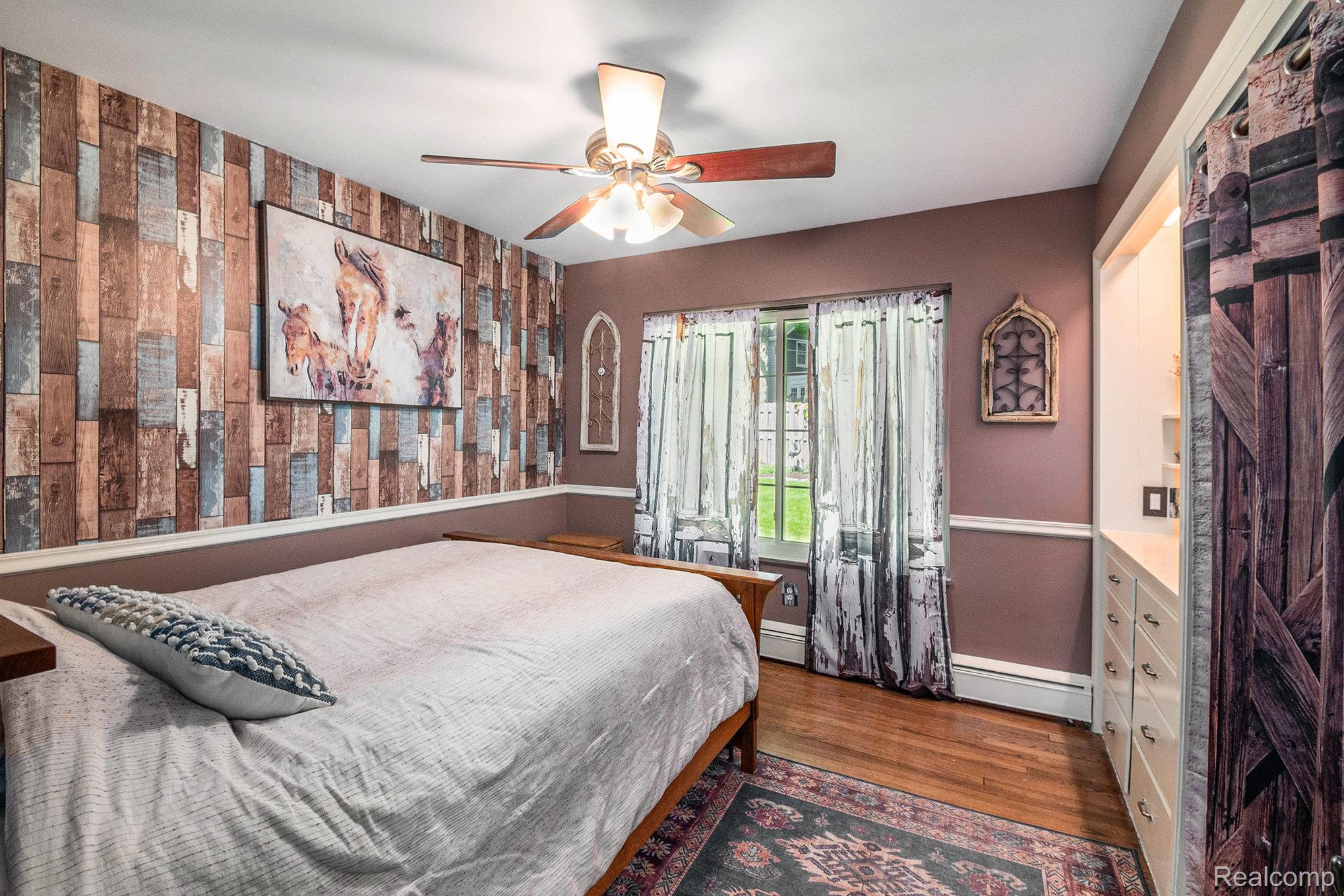 6062 Middle Lake Road