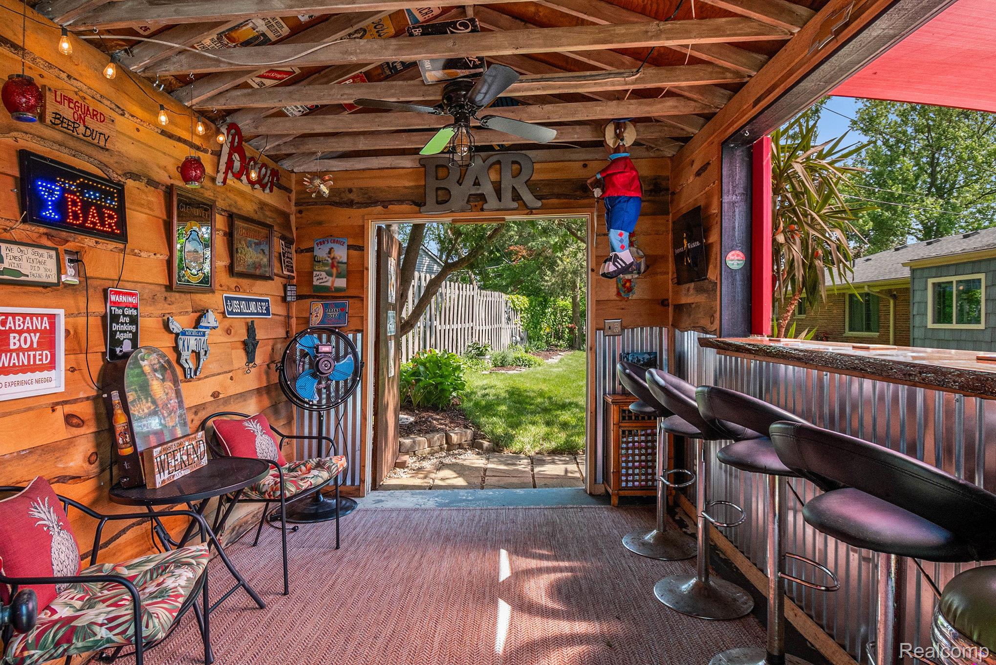 6062 Middle Lake Road