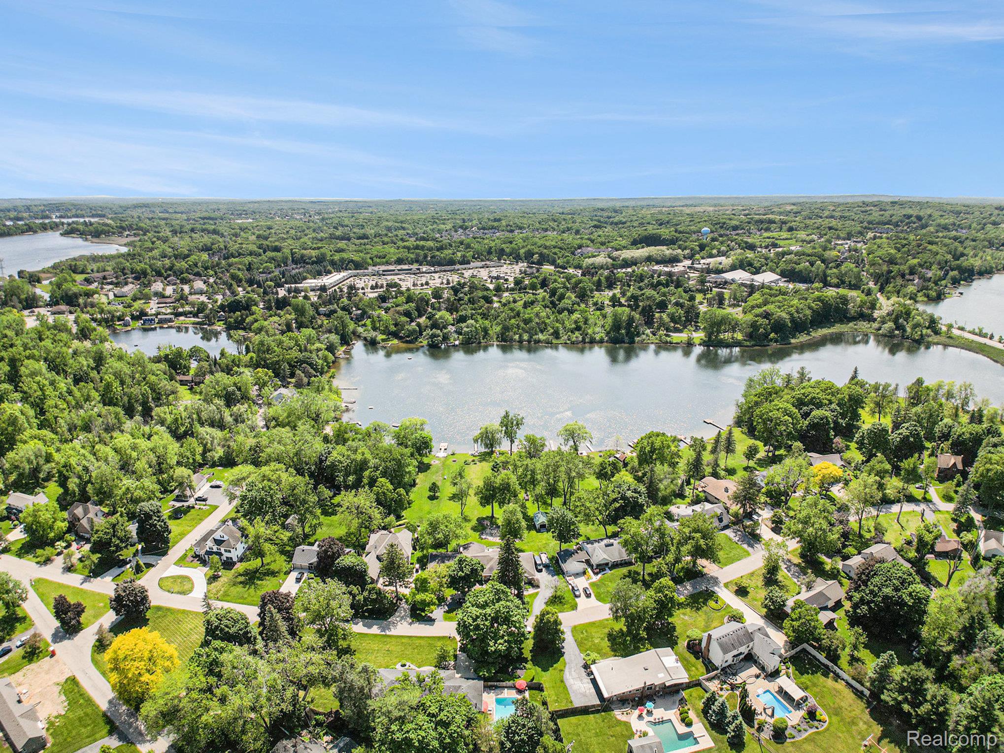 6062 Middle Lake Road