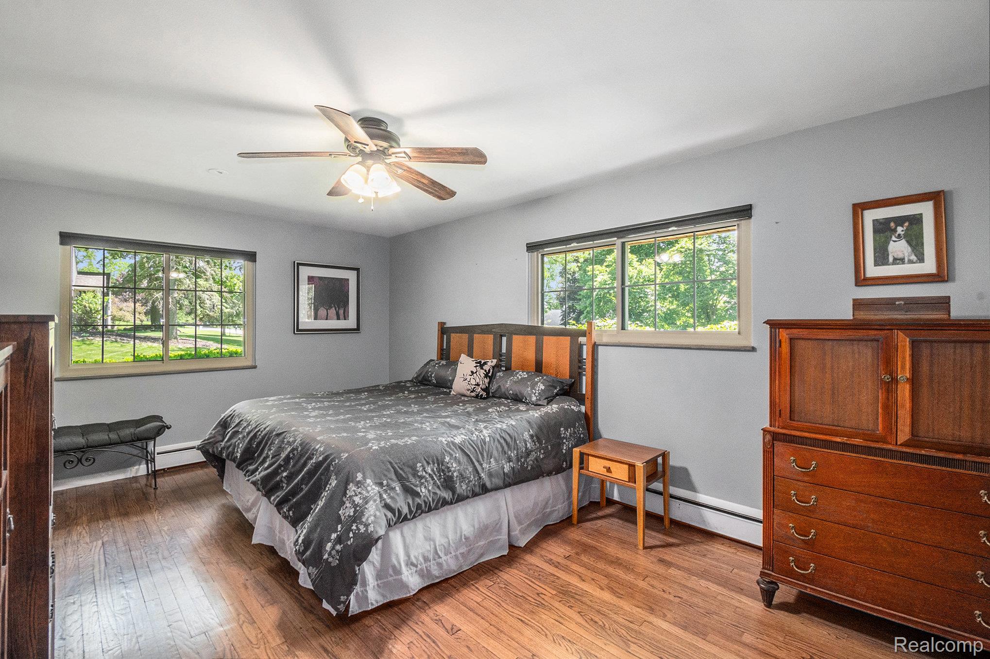 6062 Middle Lake Road