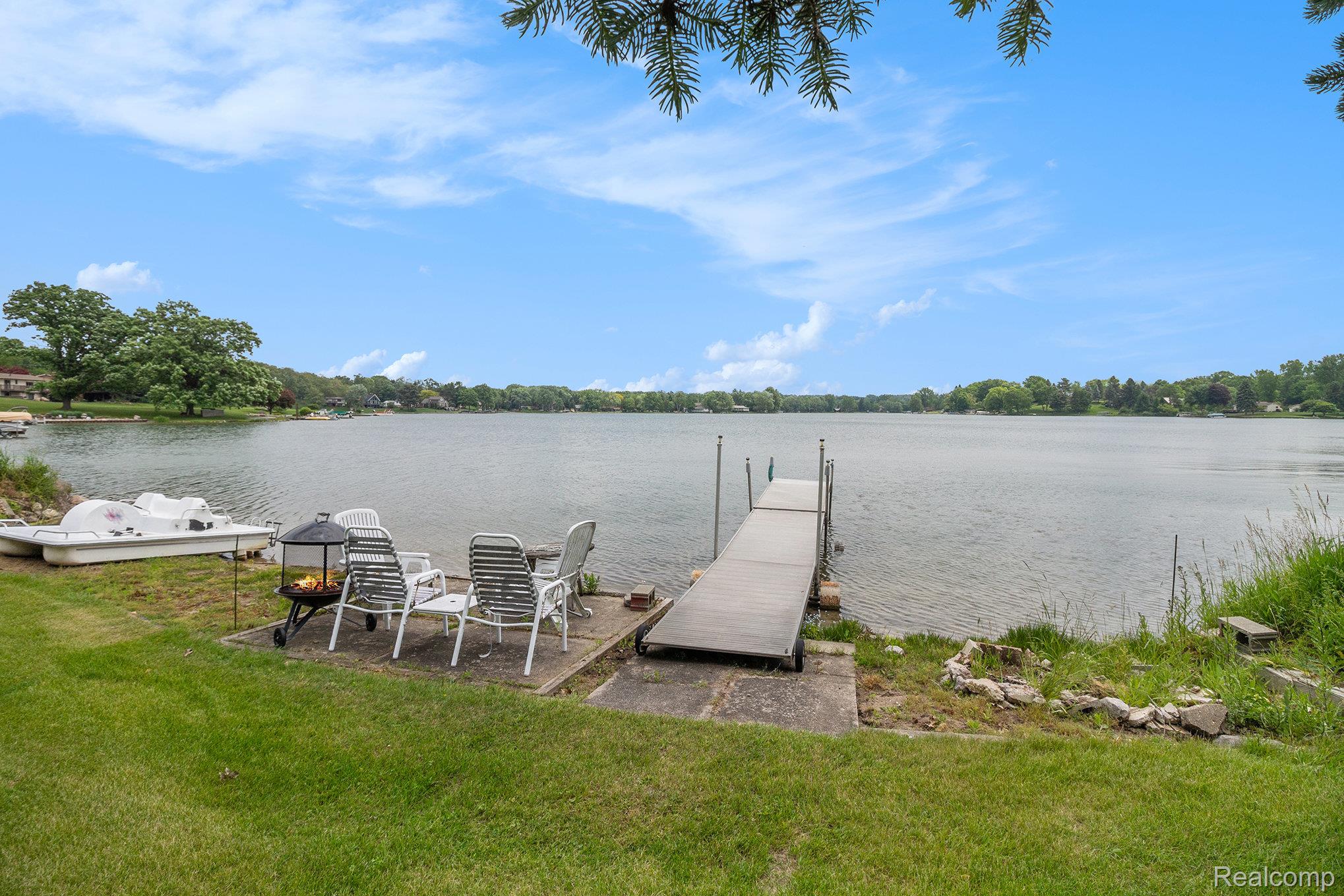 3277 Baldwin Road