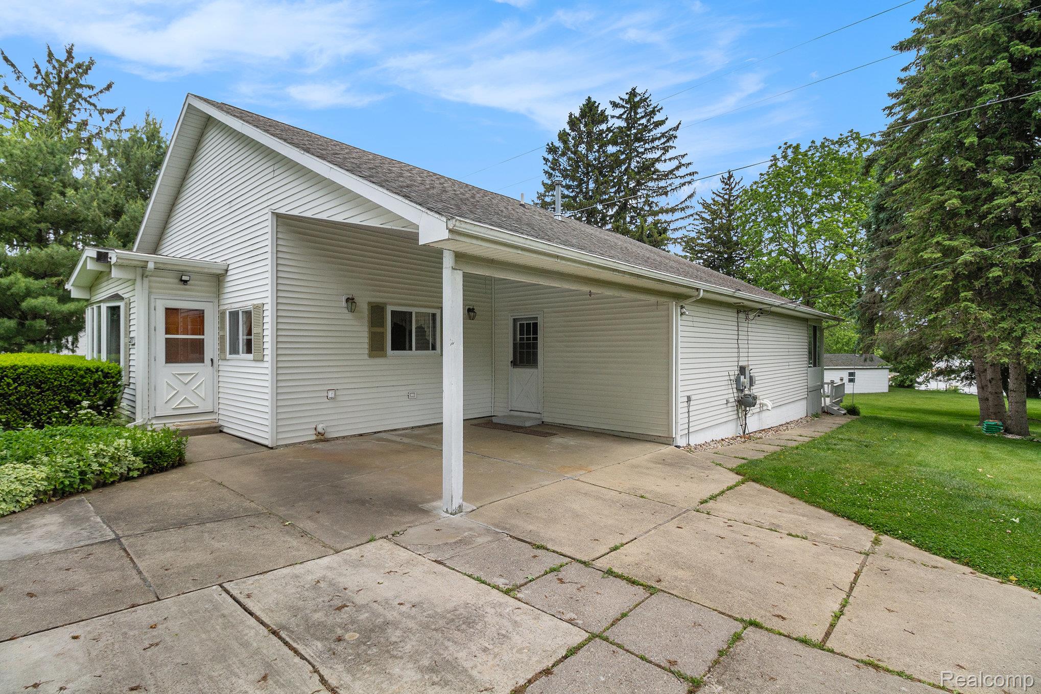 3277 Baldwin Road