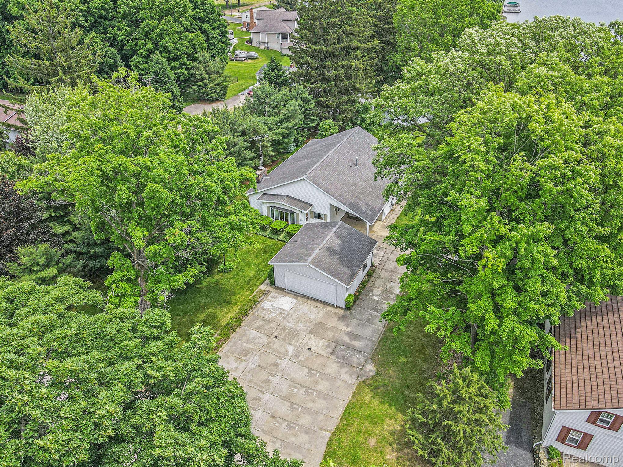 3277 Baldwin Road