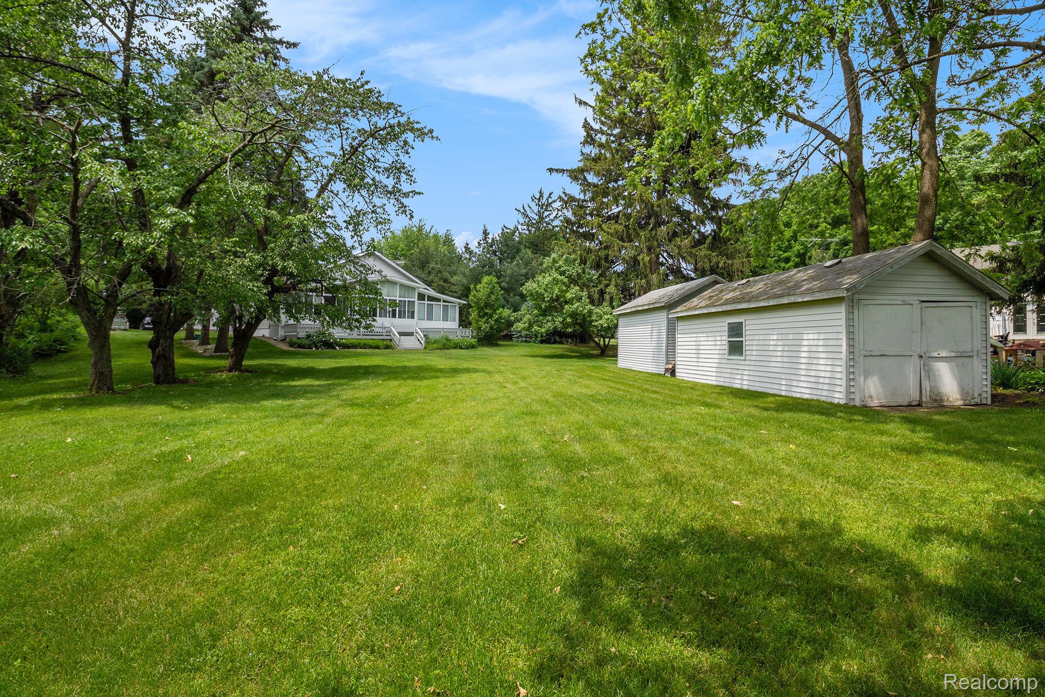 3277 Baldwin Road